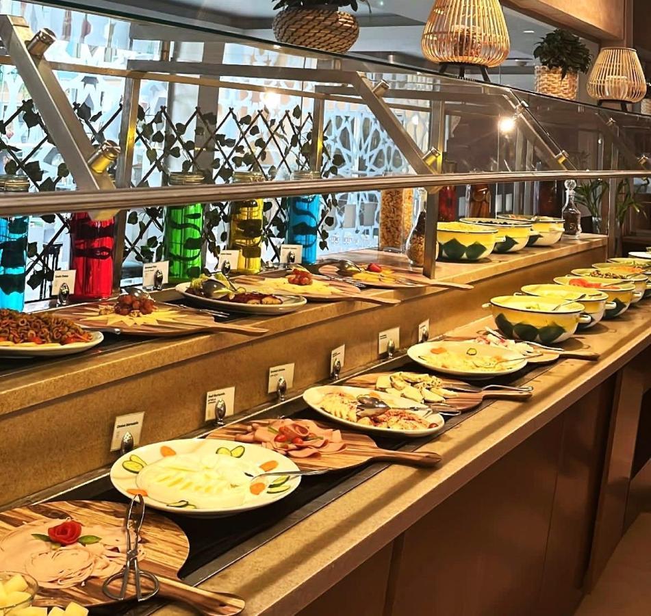 Holiday Inn Al Khobar - Corniche By Ihg Ngoại thất bức ảnh